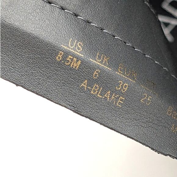 SARTO by Franco Sarto Blake Pointed Toe Bootie Women's Black Size US8.5M EU39 - Picture 7 of 14